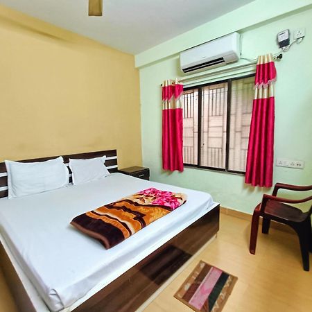 Rest Inn Hotel Newtown Road Near Tata Medical Kolkata Exterior photo
